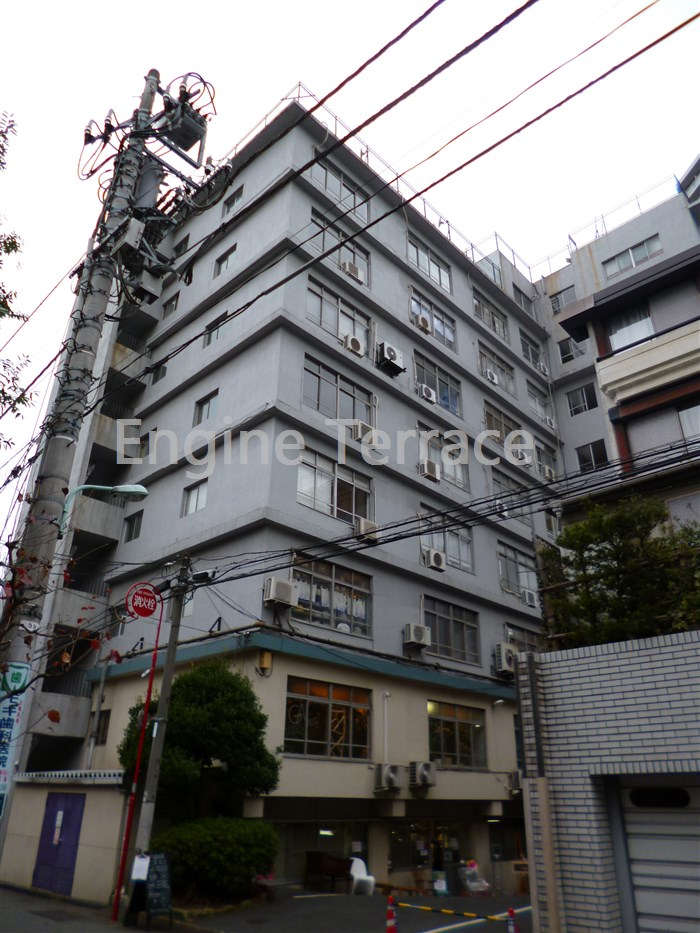 新宿 徒歩10分 構造:鉄筋コンクリート造