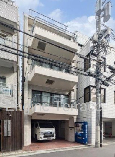 新宿 徒歩10分 構造:鉄筋コンクリート造